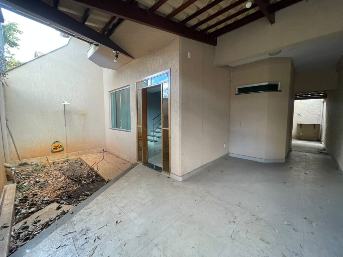 CASA 2 QTOS | SUÍTE | SANTA TEREZINHA