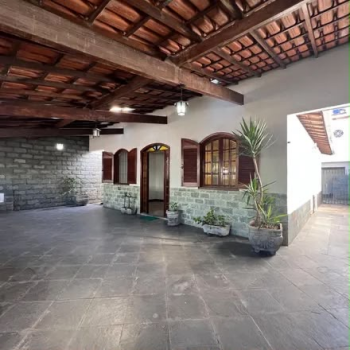 CASA LINEAR | 3 QUARTOS | SUÍTE  | SERRANO — foto 1